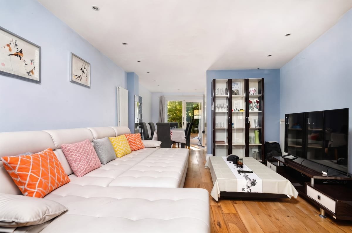 Garden Townhouse — living room